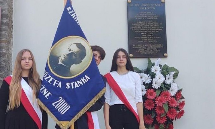 ROCZNICA BEATYFIKACJI PATRONA SZKOŁY